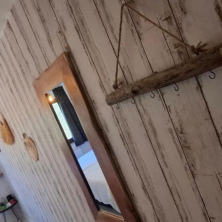 Dikke Vriend , Herberg & Taverne Chiny Exterior photo