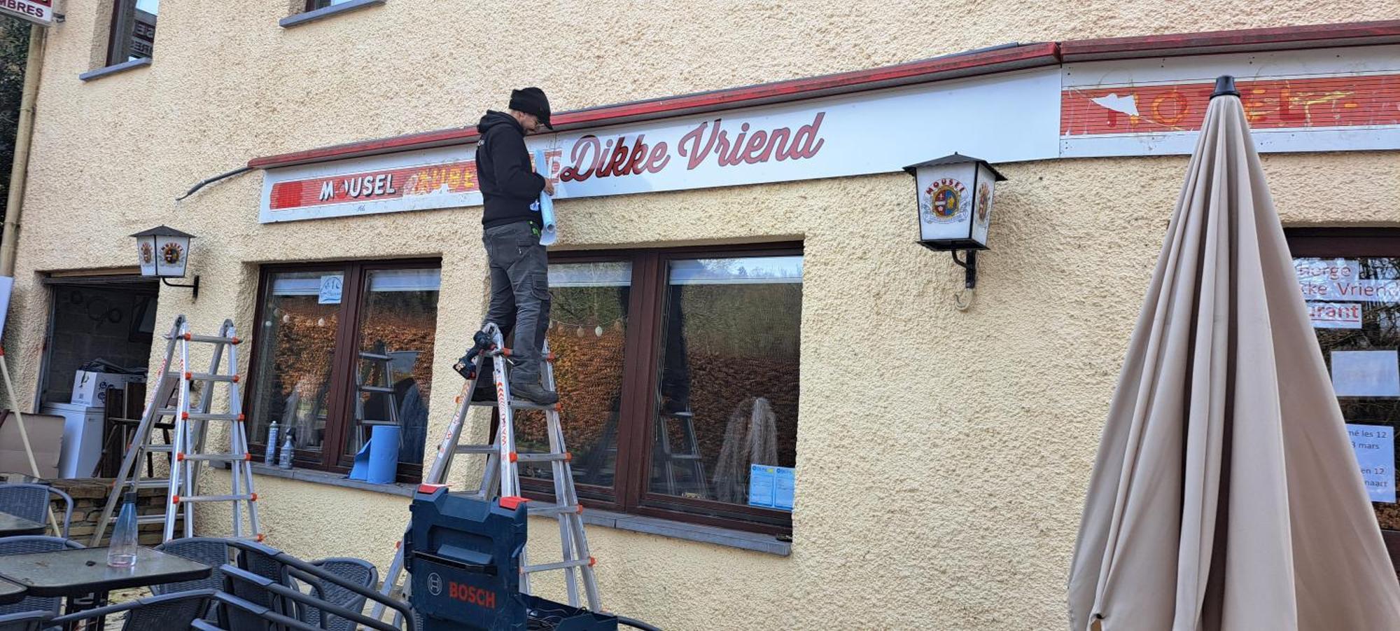 Dikke Vriend , Herberg & Taverne Chiny Exterior photo